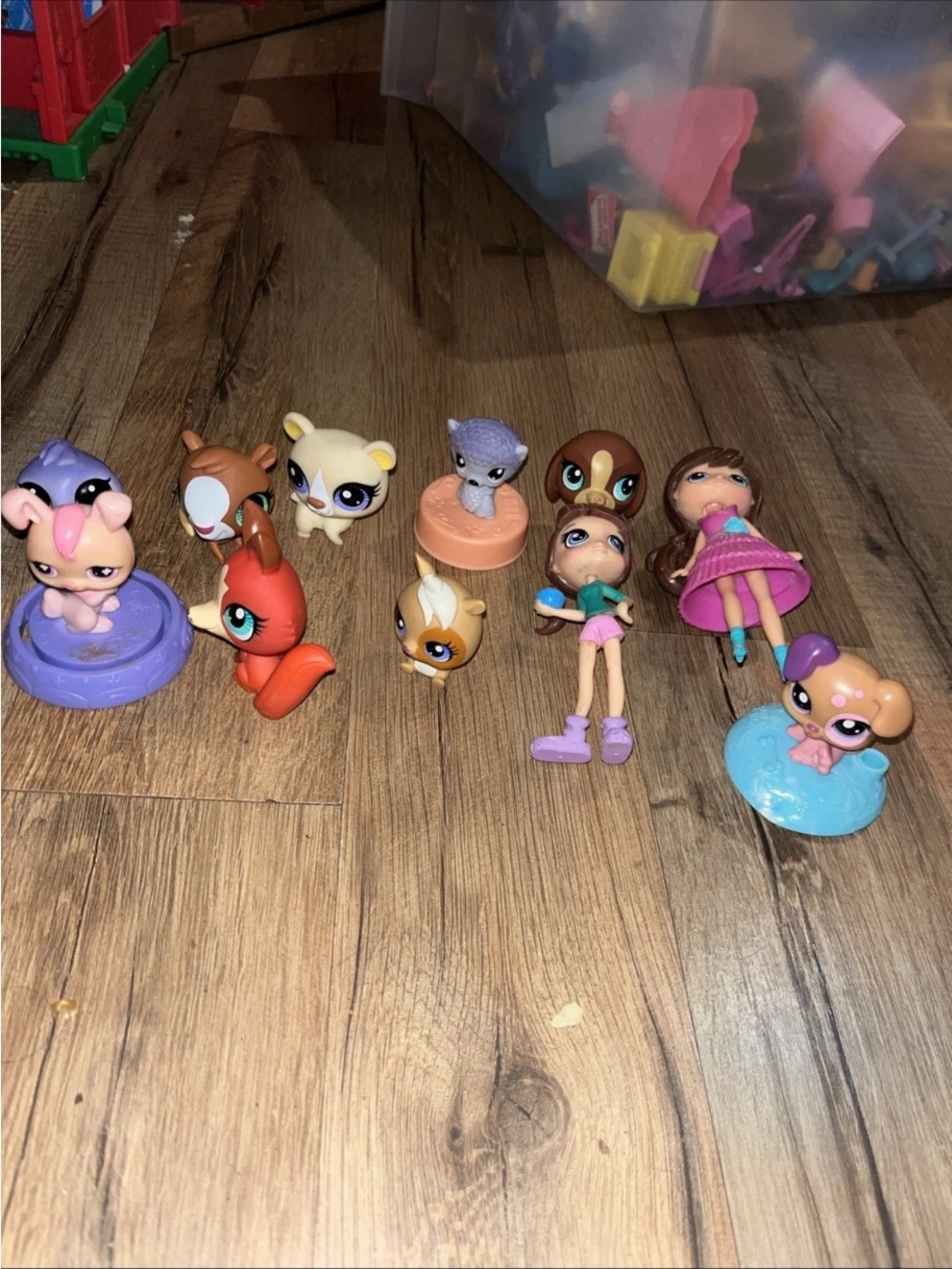 Littlest Pet Shop Bundle Lot of 11 with Blythe dolls  2000s Era